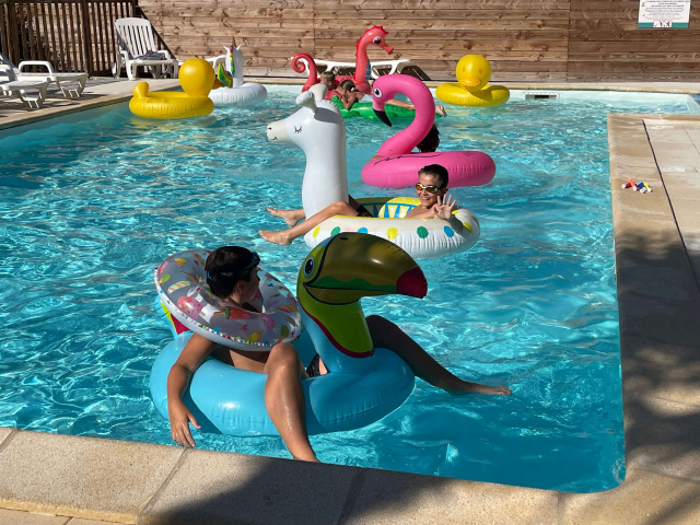 animation piscine au camping du grand fay